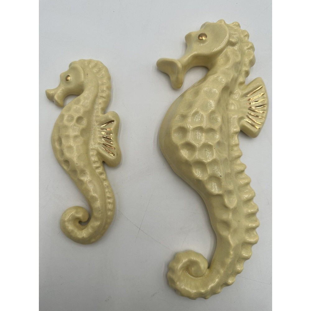 SET OF 2 VINTAGE MCM CHALKWARE SEAHORSES WALL PLAQUES BATHROOM DECOR, MOM & BABY